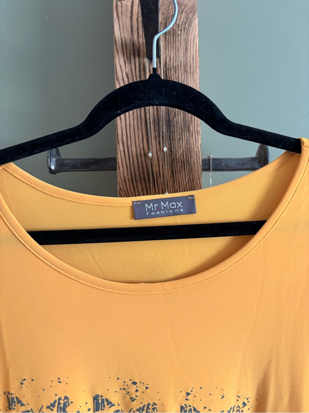 161.) Mr Max / Yellow Butterflies Tee - Picture 3 of 5